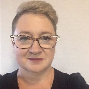 Meet your Posher, Joan